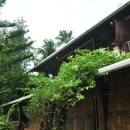 Ambadi'S Villa -Lake View Resort Pallipuram Экстерьер фото