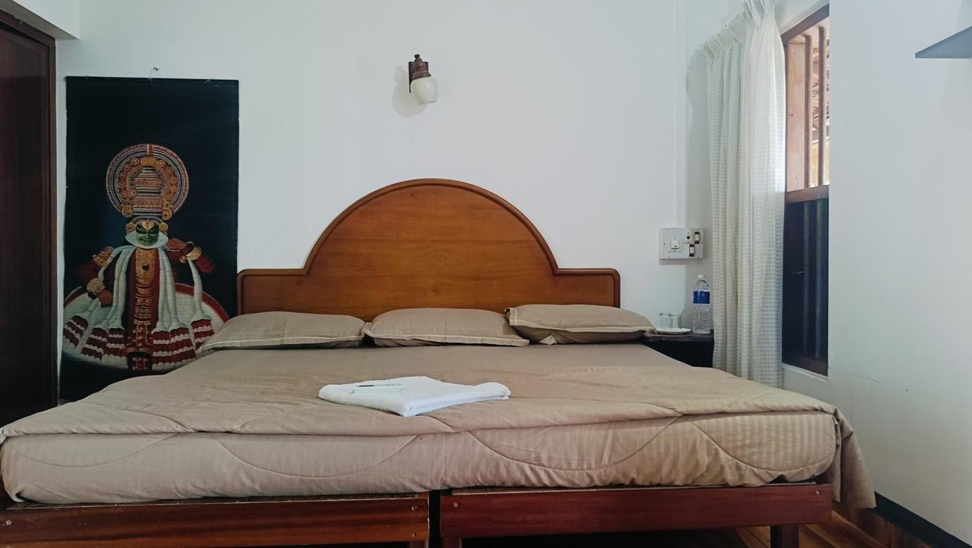 Ambadi'S Villa -Lake View Resort Pallipuram Экстерьер фото
