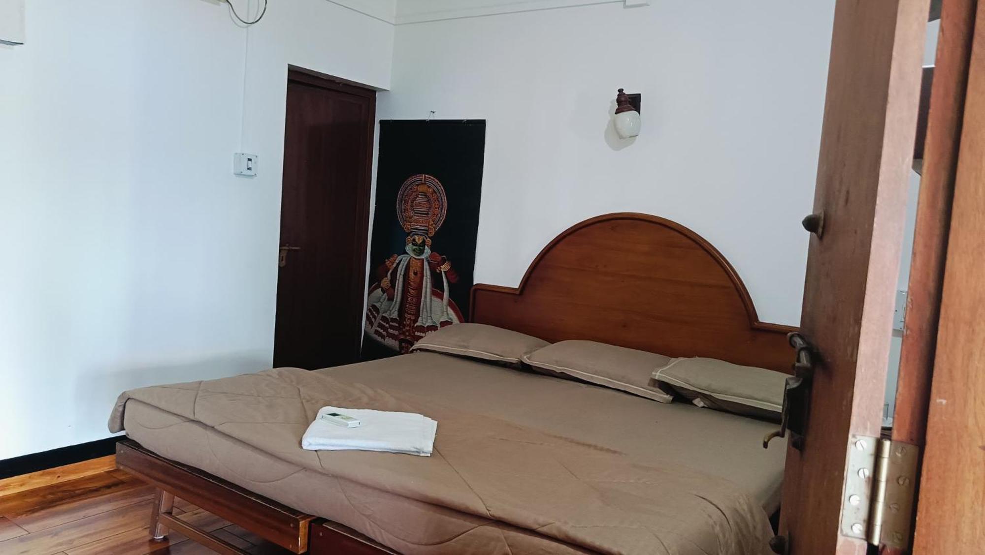 Ambadi'S Villa -Lake View Resort Pallipuram Экстерьер фото