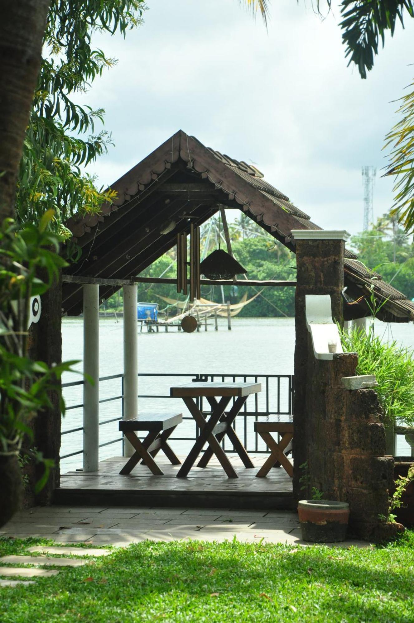 Ambadi'S Villa -Lake View Resort Pallipuram Экстерьер фото